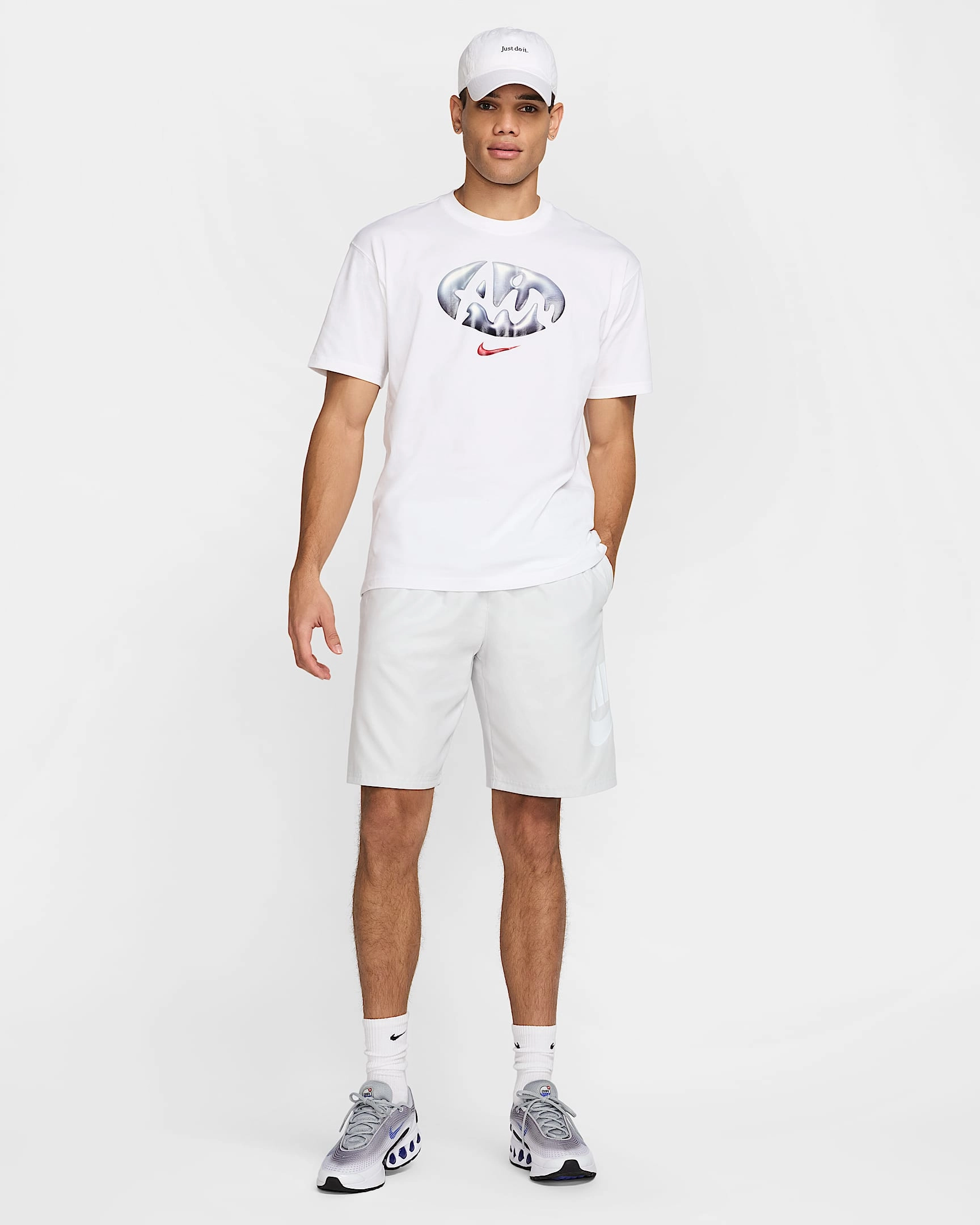 Nike Max90 Herre T-skjorte: Komfort møter stil! Grip dagen i denne ikoniske klassikeren, et must-have for enhver garderobe.